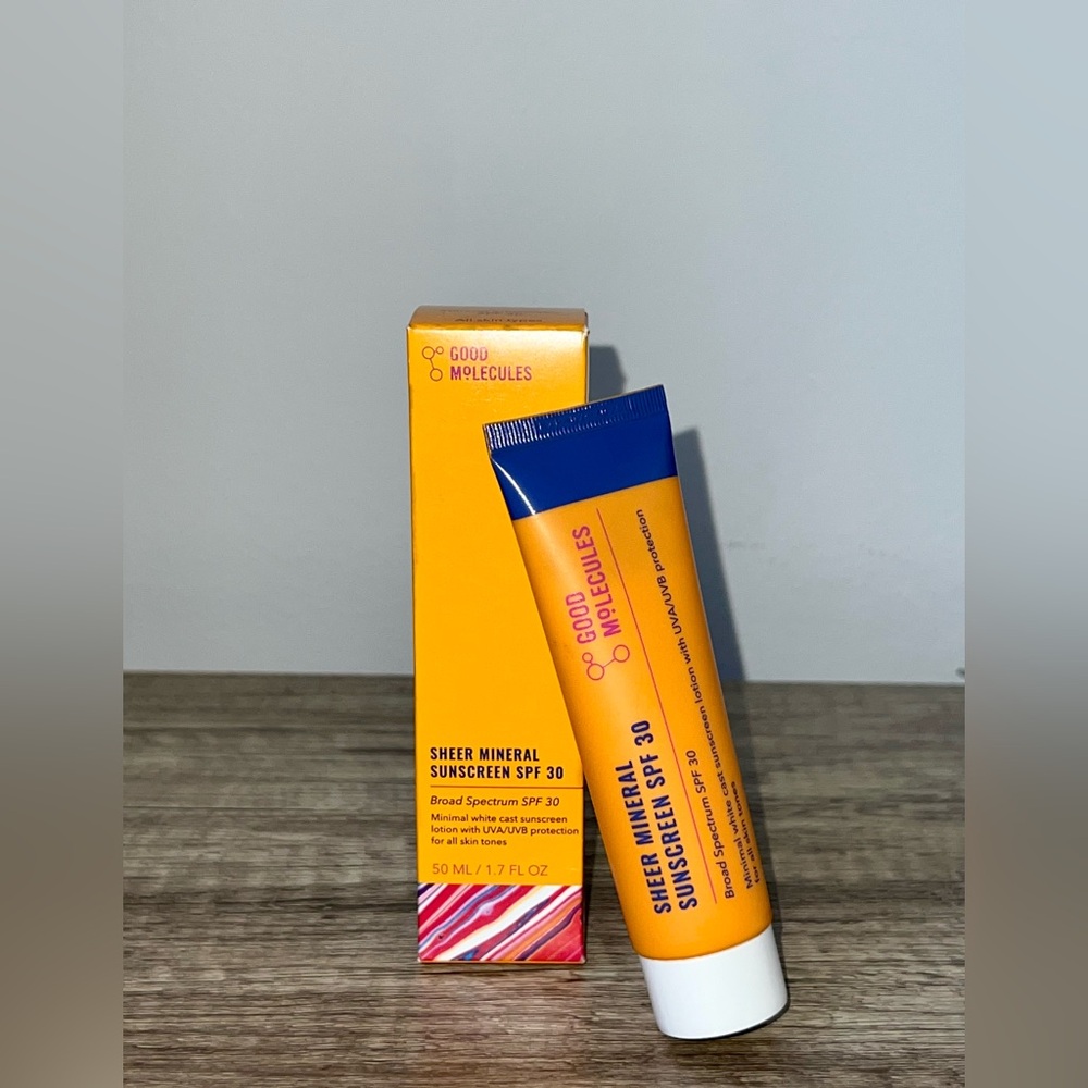 Sheer Mineral Sunscreen SPF 30